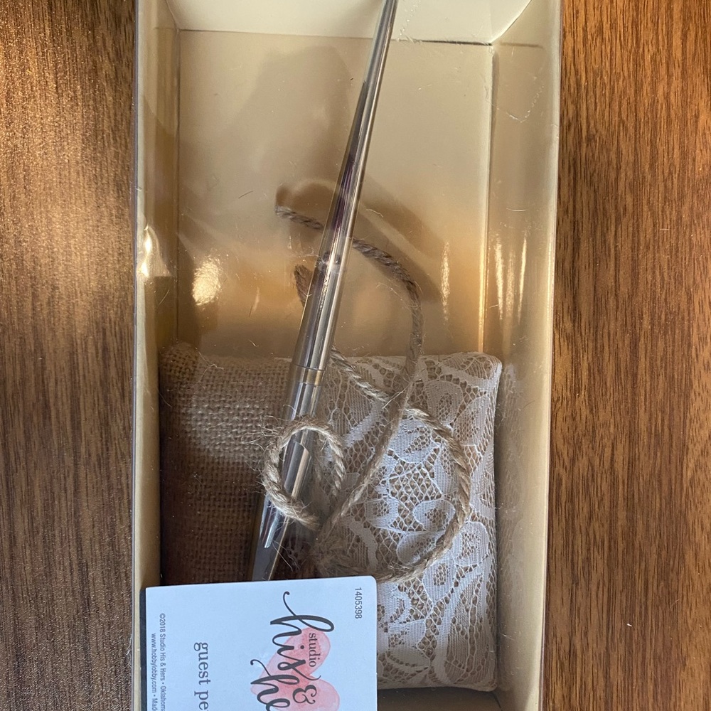 Guest book pen